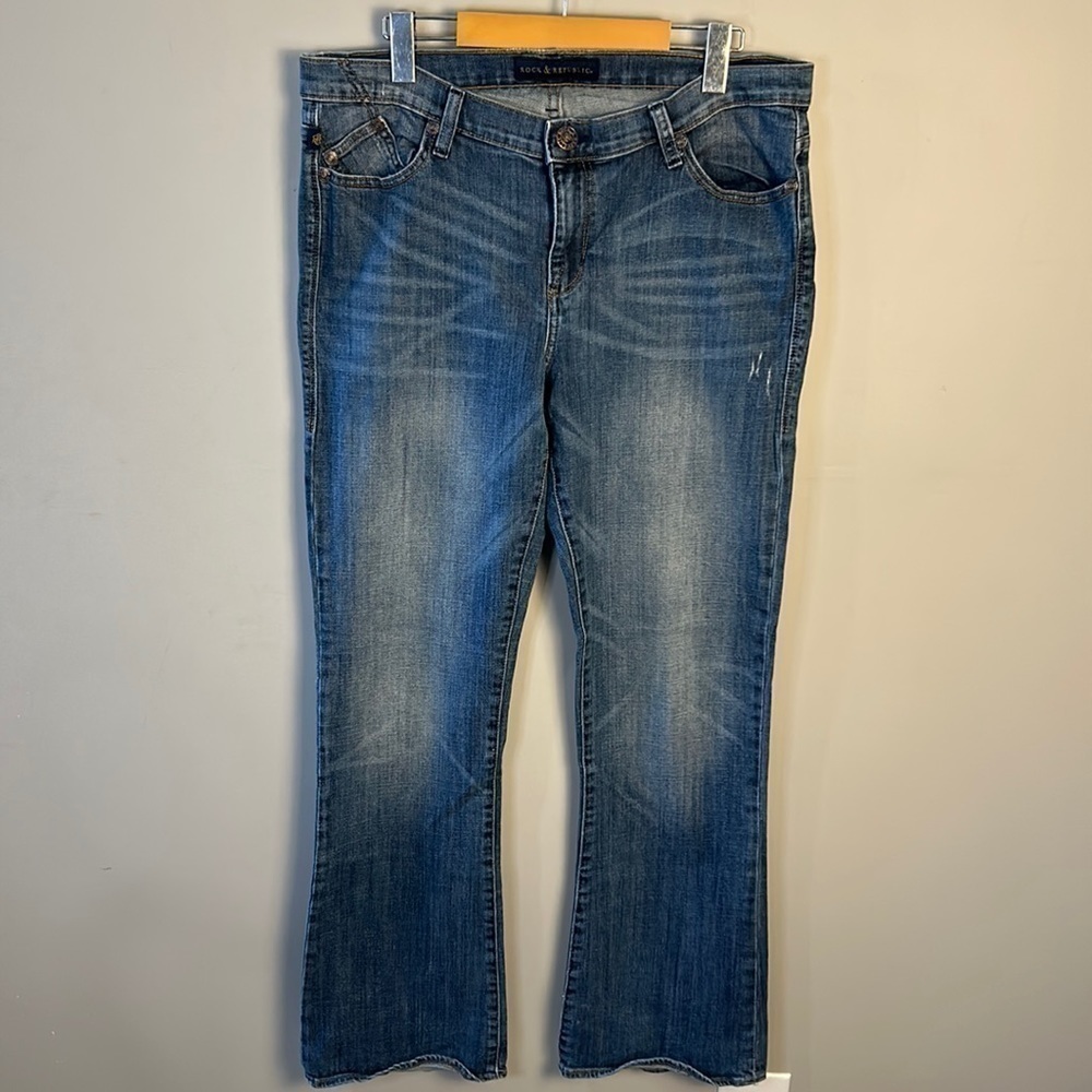 Rock & Republic Kasandra Midrise Bootcut Medium Blue Wash Jean Women's Size 16 M